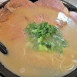 自家製麺 亀八 - とりラーメン