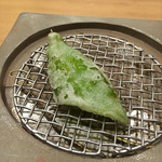鮨割烹 汐 - 満願寺唐辛子の天ぷら