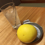 とうふ旬菜 心音 - 生搾りグレープフルーツサワー