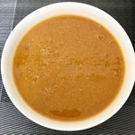 サンシャインジュース - トマトレンティル(レンズ豆、トマト、コリアンダー、クミンシード、カイエンペッパー、オリーブオイル、海水塩、人参、玉ねぎ、ベジタブルクロス) 880円