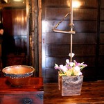 酒盃 - 落ち着いた玄関