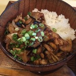 らあめん 空 - 豚茄子の味噌炒め丼