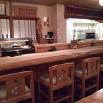 うなぎ割烹 きた八 - 店内①(カウンター席)