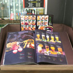 The Six Premium Cantonese - レストランのエントランス