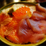 Tsushima - 海鮮丼（大盛）