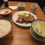 Gyuutan Sumibiyaki Rikyuu - 牛たん「極」定食