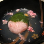 くろぎ - 桜鯛の桜餅椀