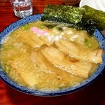 岩前戸商店 - チャーシューメン