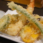 Bicchuu Teuchi Udon Oonishi - お任せでいつもの天ぷら、いんげん、ゴーヤが美味しかったです！（２０１７．７．２３）