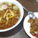 支那そば 佐川 - 半カレーラーメン