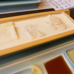 宇豆基野 - ゆば三種（汲み上げゆば・刺身ゆば・平ゆば）をたまり醤油オリーブいいると醤油餡とレモン塩で