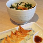 武虎 - 玉子かけ御飯と一口ぎょうざ