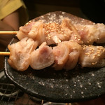 ことぶき焼肉 - 豚足串
