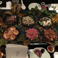 虎萬元 南青山店 - 山梨ジビエを使った前菜各種