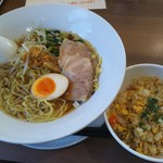 鶏白湯麺飯 暖家 - 中華そば大盛+パラパラ半チャーハン(塩)880円