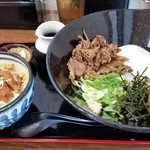 うどん豊前屋 - 2017/7 山いもぶっかけ大盛り＋肉＋たまご1000円