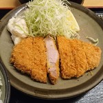 Ichikawahonten - ロースかつ定食（1600円）