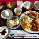 国民宿舎　えぼし荘 - 朝食はバイキング やっぱ食べ過ぎたぁ〜(^^;