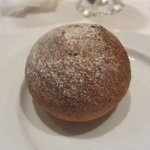 メゾン ドゥ アッシュ - ライ麦、全粉粉、中力粉のパン