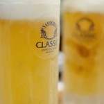 すしの鮮昇 - 暑い日に有難い、グラスまで冷えた生ビール