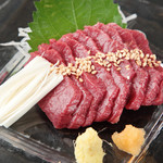 raw horse sashimi