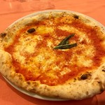 L'Antica Pizzeria Port'Alba - マルゲリータピッツァ