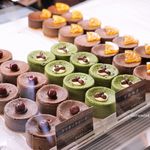 マジドゥショコラ - 店内　ショーケース