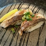 廻鮮寿司処 タフ - 豊後サバ塩炙り