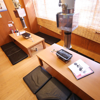 The 2nd floor has a tatami room perfect for banquets.