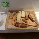 リール - ランチのパン、セルフサービス