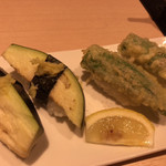 にぎり長次郎 - 水茄子にぎり・おくら天ぷらにぎり