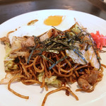 Okonomiyaki Michikusa - 焼そばベース＋肉