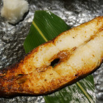 旬海佳肴 一家 - 鯛の焼き物