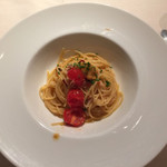 タント・タント　 - ウニとズワイガニとトマトのパスタ