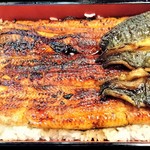 『うな重 一尾半付』～!! 『うなぎ』は、香ばしい香りがして、肉厚でふっくらと焼きあがっていて柔らかく身もしまっていてめちゃ旨っす～!!＼(￣▽￣;)／!!
