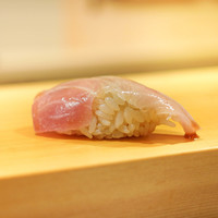 鮨 あらい - しまあじ
