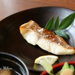 ぴっか - ふっくらと焼かれた鯛