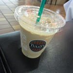 タリーズコーヒー - アイスラテのトールでございます