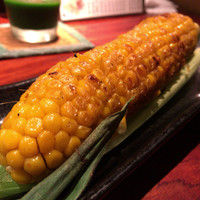 豊和 表参道 - とうもろこし炭火焼き