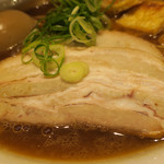 鯛塩そば 灯花 - 中華そば＆味玉　ズームアップ