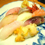 JINROKU - ◆本日の握り寿司（つぶ貝、もくかれい、〆さば、太刀魚焼き霜、赤烏賊、南蛮海老、ひらまさ、真いわし）