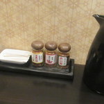 京のカレーうどん 味味香 - テーブルセット