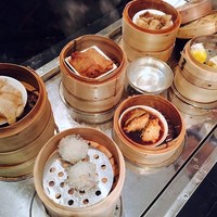 龍天門 - 飲茶ワゴン