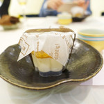 トゥ・ラ・ジョア - 天然帆立貝のプッチンプリン