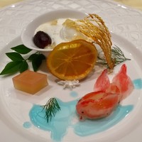 銀座アスター 新宿賓館  - 季節のフルーツと点心の盛り合わせ