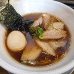ラメン ラカン - チャーシュー麺醤油+味玉