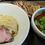 つけ麺一燈 - スパイスつけ麺+鶏のせせり焼き 1080円