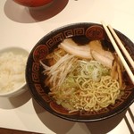 ダドガド - 牛骨ラーメン＋ご飯　150円