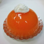 エリタージュ - アプリコ 杏のジュレとパッションとプラリネの組み合わせ 500円