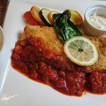 カフェ&キッチン ケイ - ランチ…メイン☆白身魚のカツレツ  オーブン焼きトマト   ソース 《ボリューム有り！！味のバリエーションを楽しめるソース✨美味しかったです》